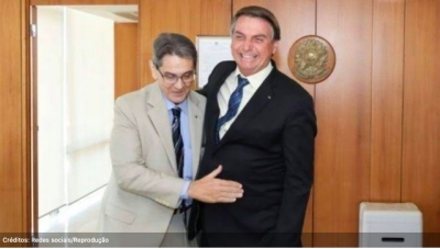 Roberto Jefferson e Jair Bolsonaro, em imagem recente que viralizou nas redes